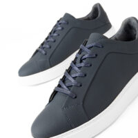 اسنیکرز چرم سرمه ایی اسنیکرز چرم سرمه ایی