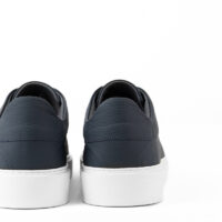 اسنیکرز چرم سرمه ایی اسنیکرز چرم سرمه ایی