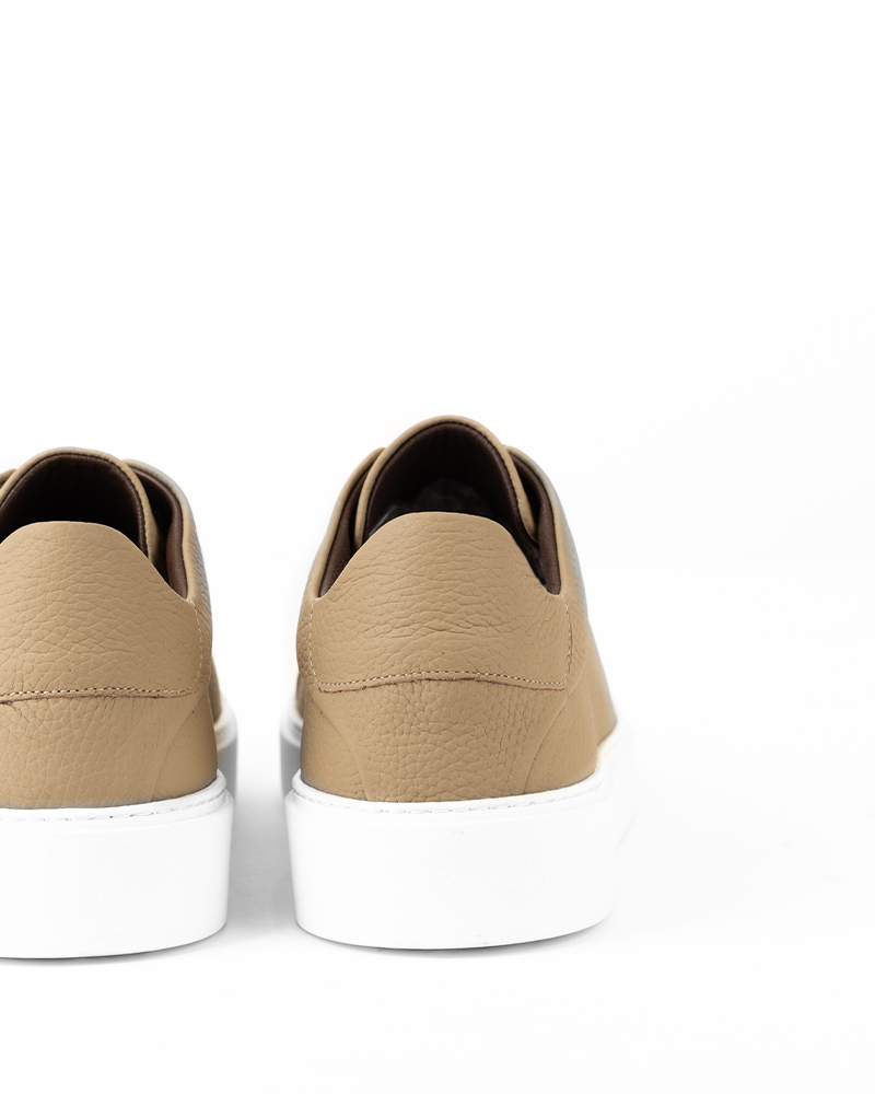 اسنیکرز کرم